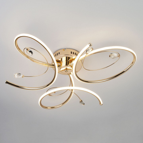 Потолочная люстра Eurosvet Saona 90099/3 золото 54W фото Потолочная люстра Eurosvet Saona 90099/3 золото 54W. Фото №1